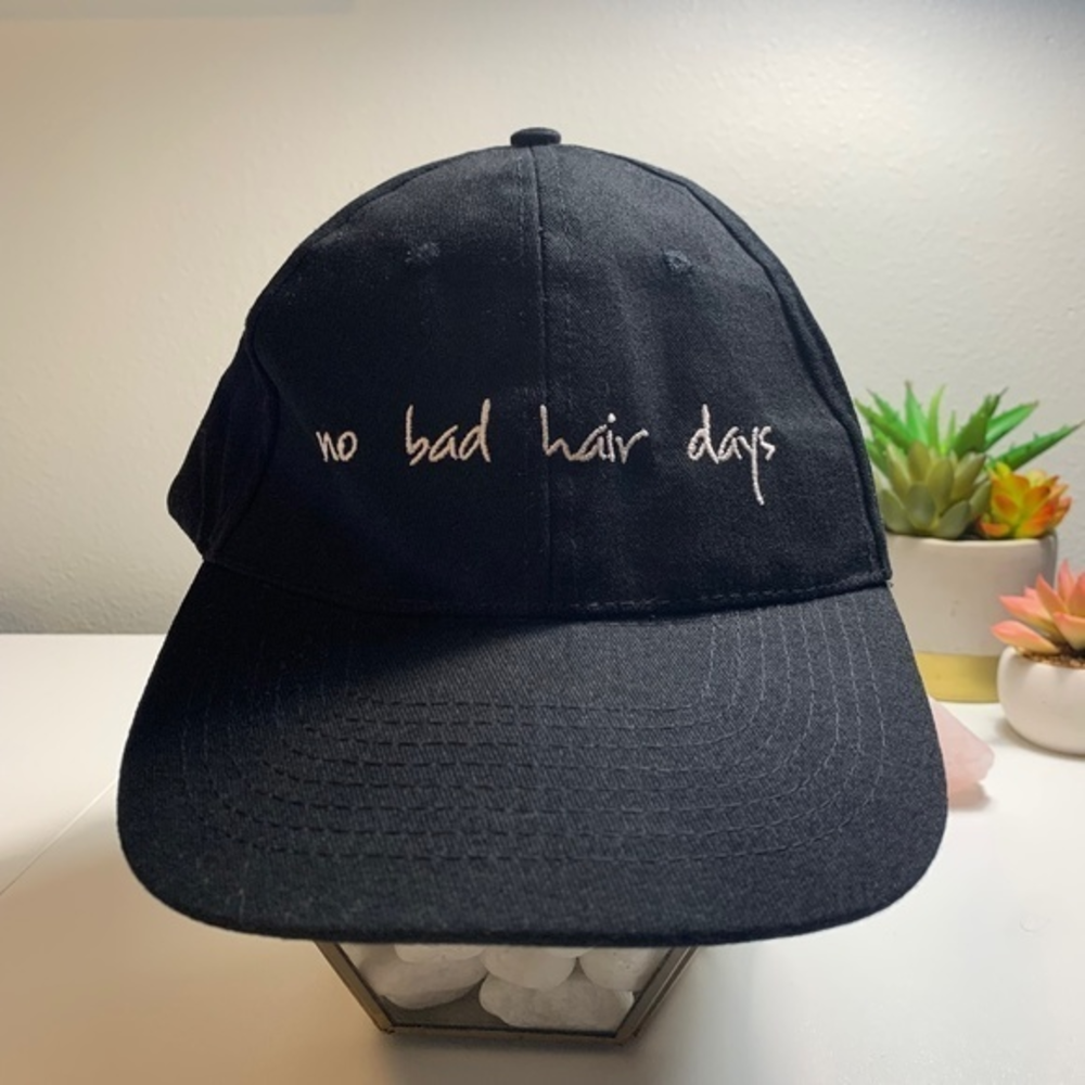 BUMBLE & BUMBLE | ‘No Bad Hair Days’ Limited Edition‎ Dad Hat - Picture 2 of 9